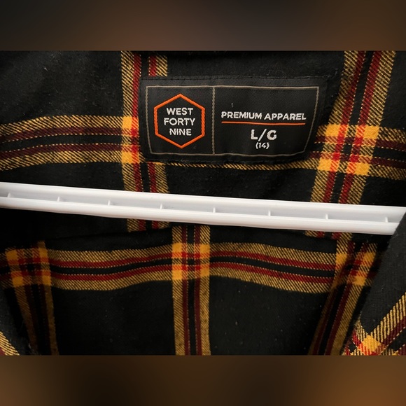 West 49 Boy’s Plaid button up - Picture 2 of 6